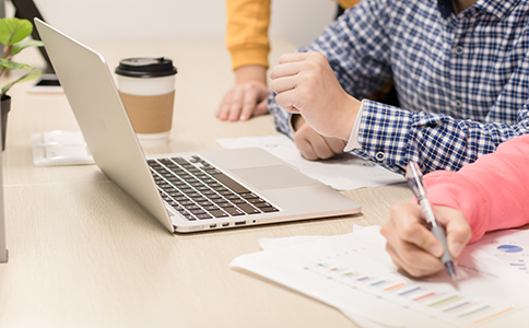 盤點(diǎn)倉庫存貨、固定資產(chǎn)