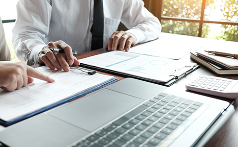 個人申請汽車配件營業(yè)執(zhí)照的基本條件